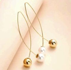Сережки удлиненные с бусинами на краях
