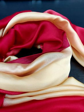 Шовковий шарф-палантин Градієнт червоного в бежевий